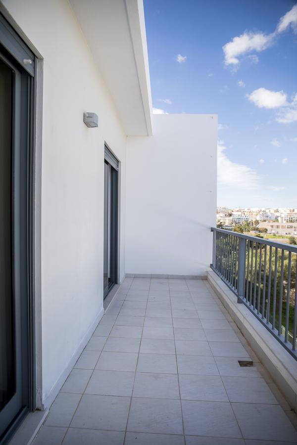 B04 - Luxury 2 Bed W Terrace Pool Apartment Lagos Exterior foto