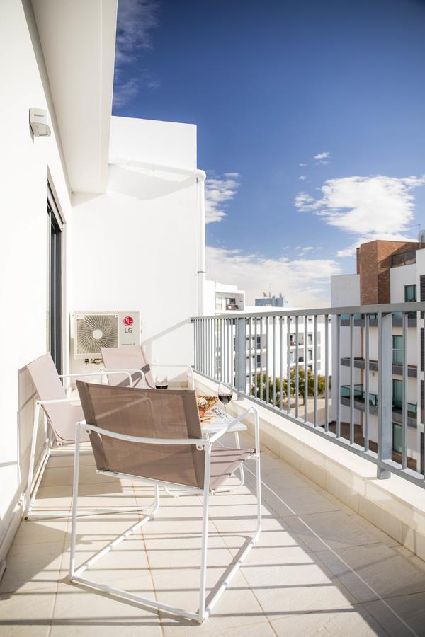 B04 - Luxury 2 Bed W Terrace Pool Apartment Lagos Exterior foto